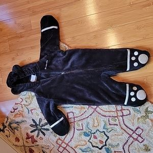 Columbia furry suit size 6-12 months